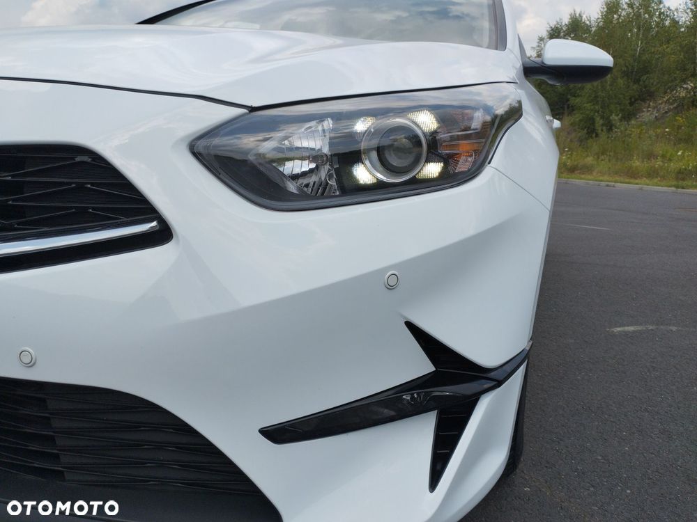 Kia Ceed 1.5 T-GDI M - 27