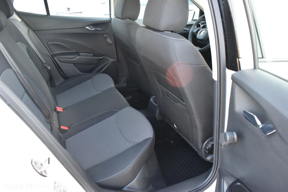 Skoda Fabia 1.0 Ambition - 14