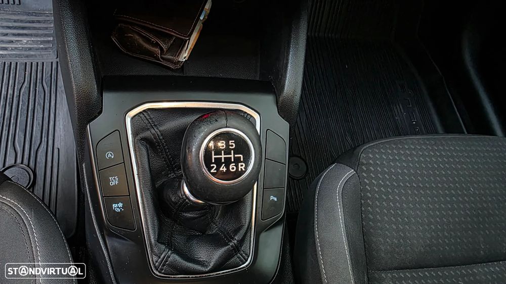 Ford Focus 1.0 EcoBoost Hybrid TITANIUM DESIGN - 29