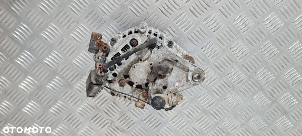 Nissan Navara D21 King Cab 2.5 Alternator - 4