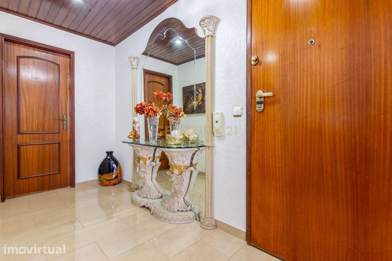 Apartamento T3 em Azeitão, Setúbal - Oportunidade Única! - Grande imagem: 2/14