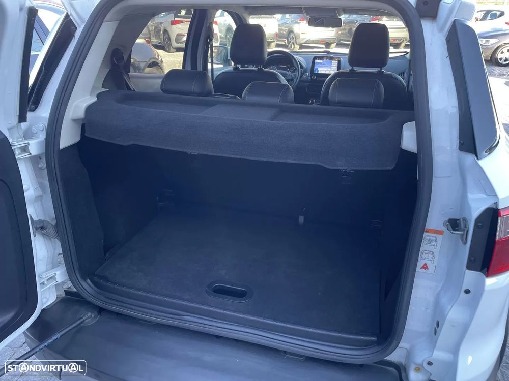 Ford EcoSport 1.5 TDCi Titanium Plus - 17