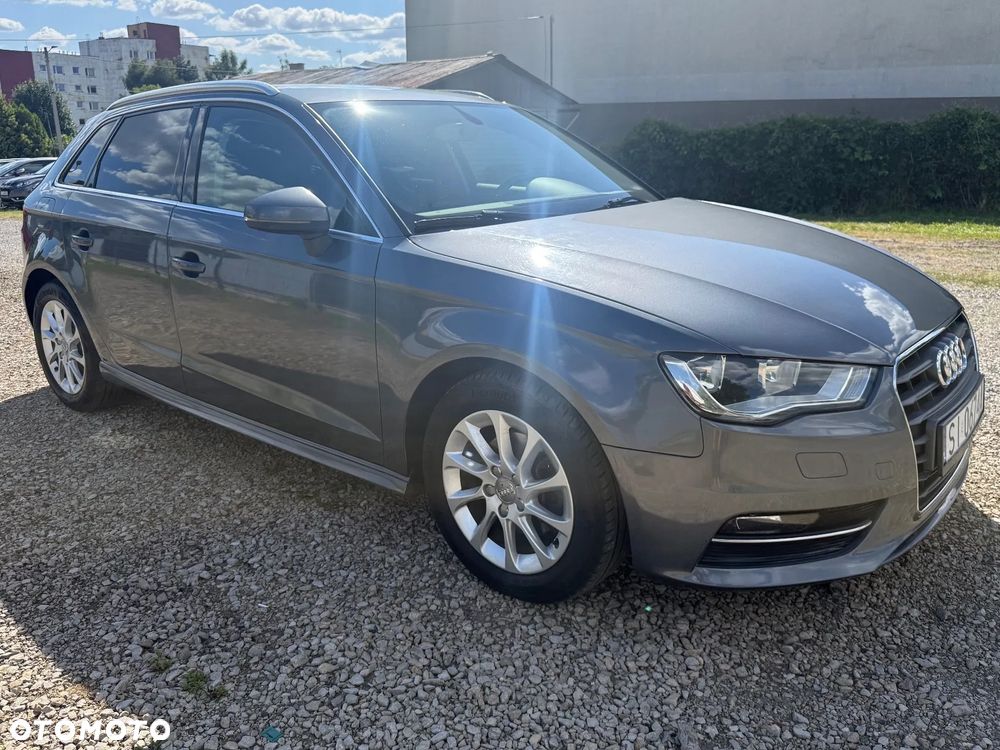 Audi A3 Sportback - 8