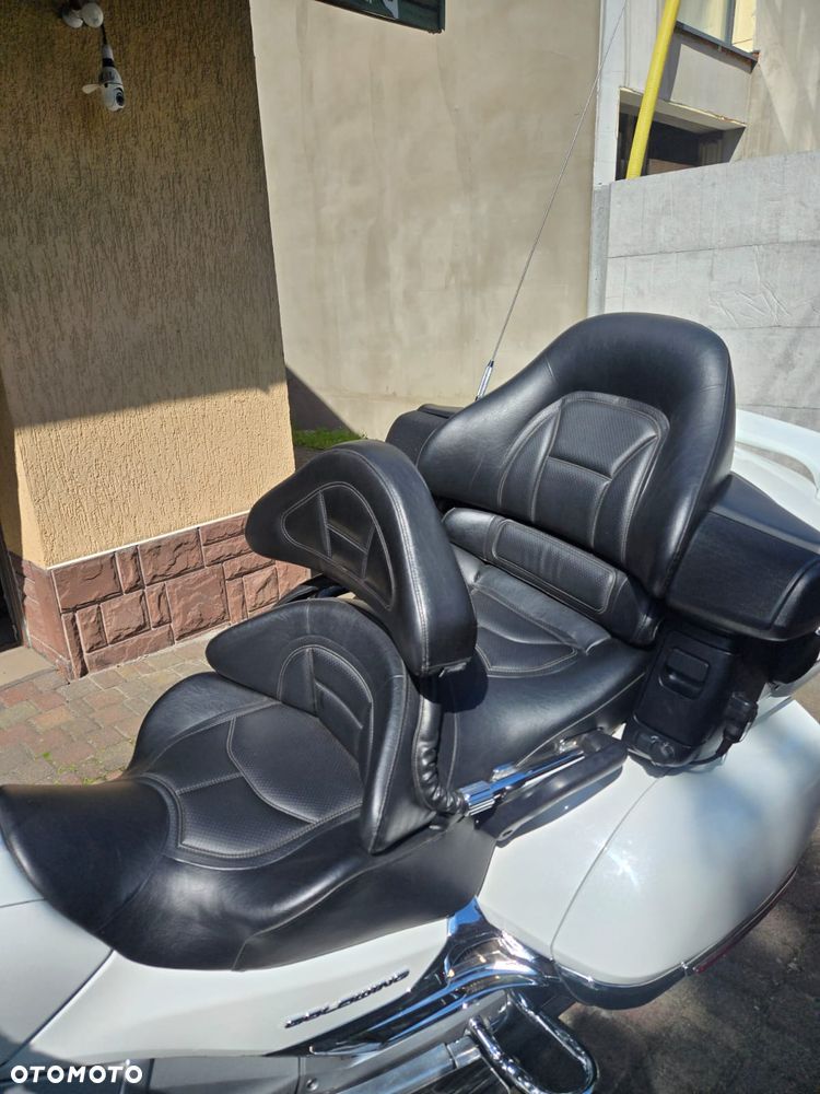 Honda GL - 11