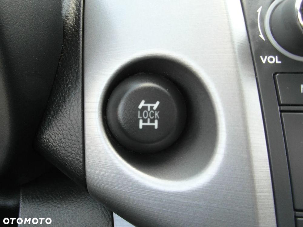 Toyota RAV4 2.0 VVT-i Sol - 29
