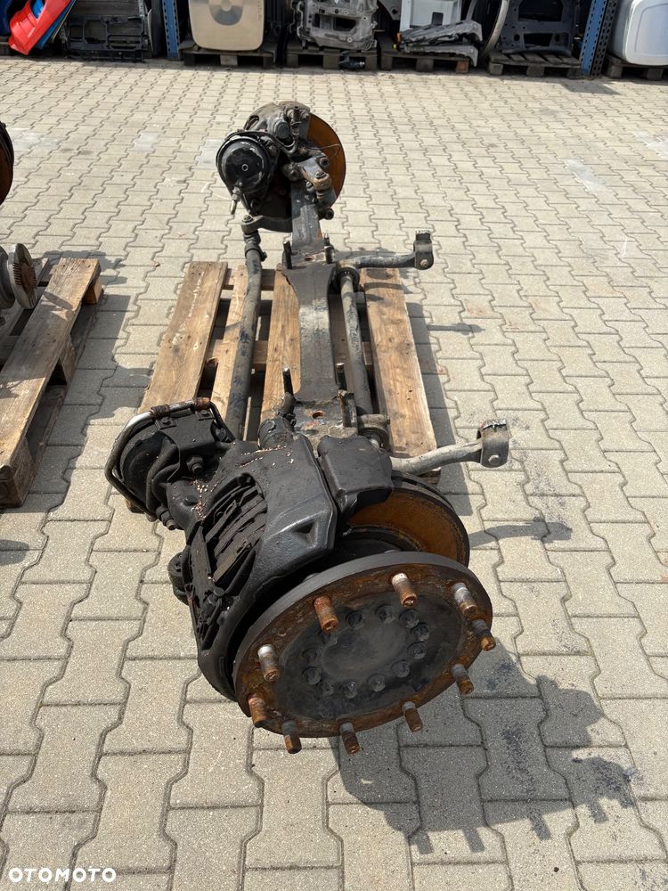 Przednia oś MAN TG3 TGX TGS nowy model piasta belka zaciski - 3