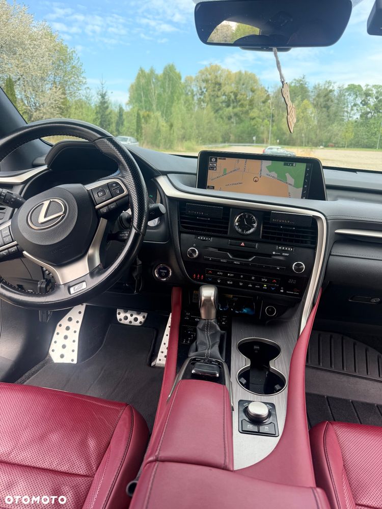 Lexus RX - 9