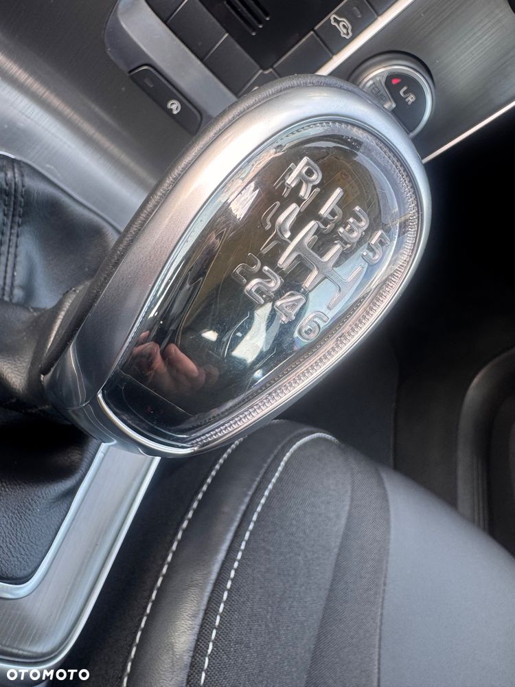Volvo V40 D2 Kinetic - 25
