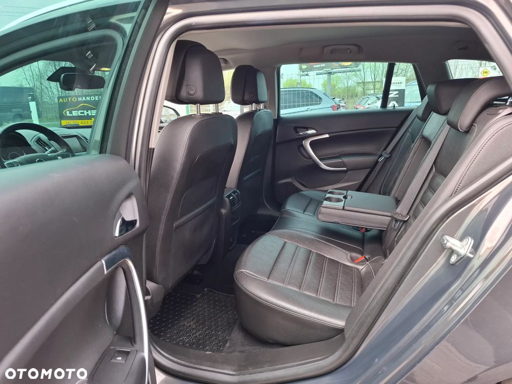 Opel Insignia 2.0 CDTI Cosmo S&S - 27