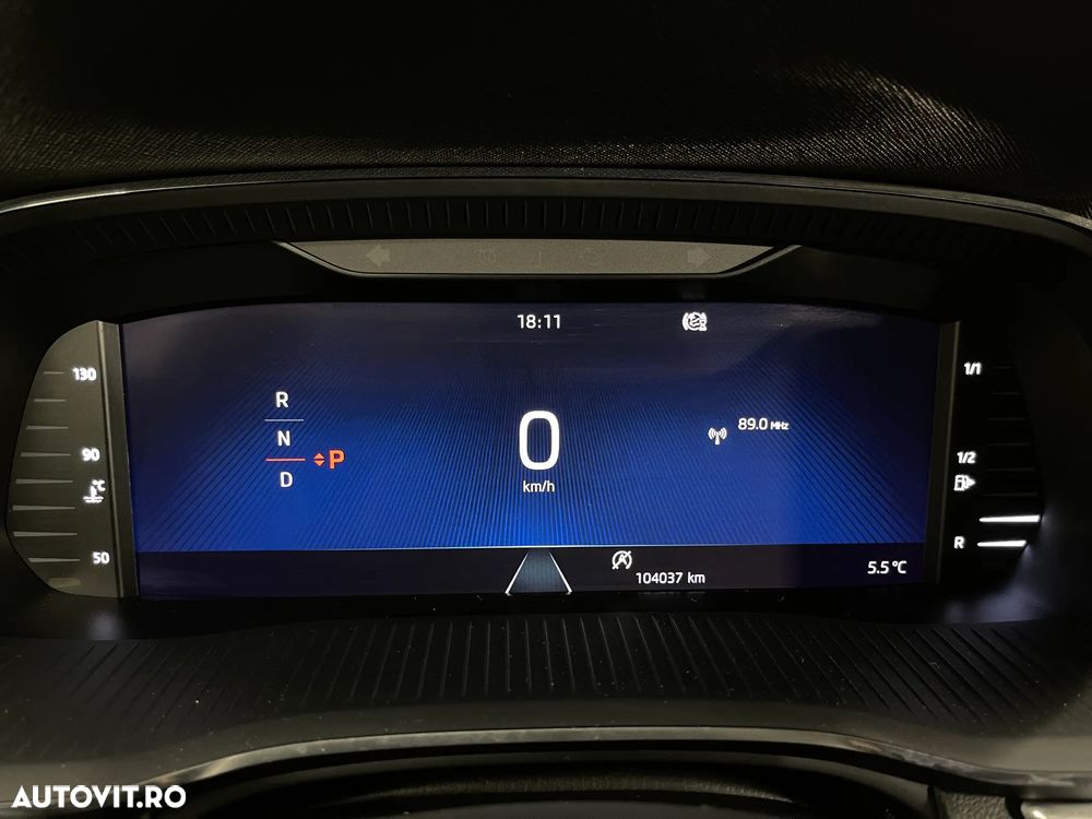 Skoda Octavia 2.0 TDI DSG Style - 27