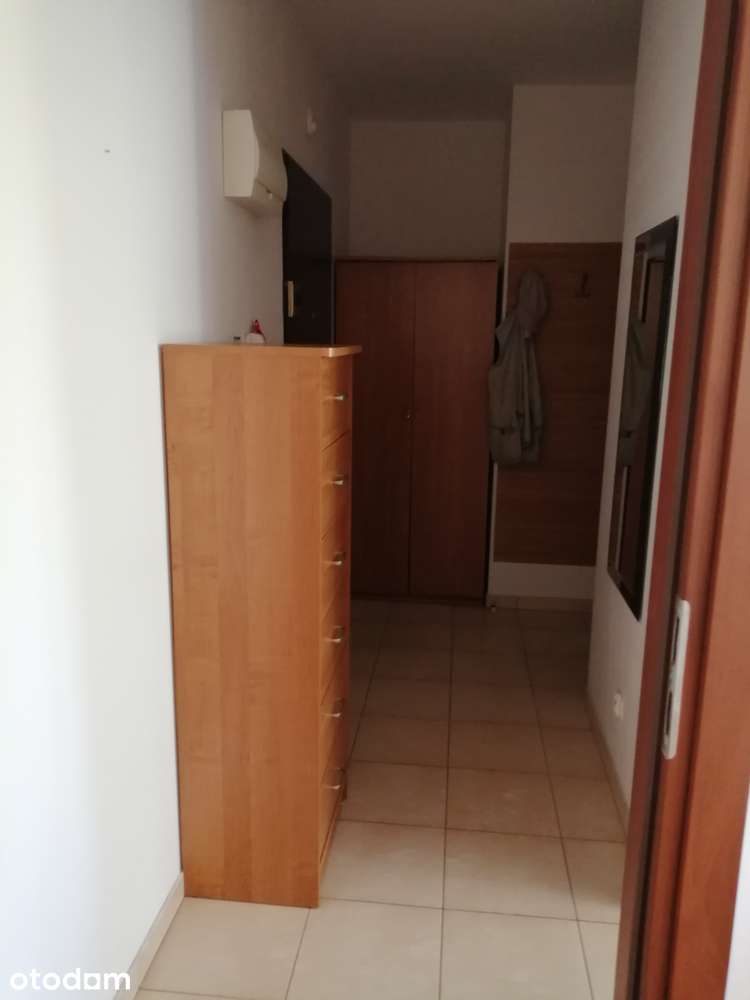 Jednopokojowe z oddzielną kuchnią, garaż w cenie