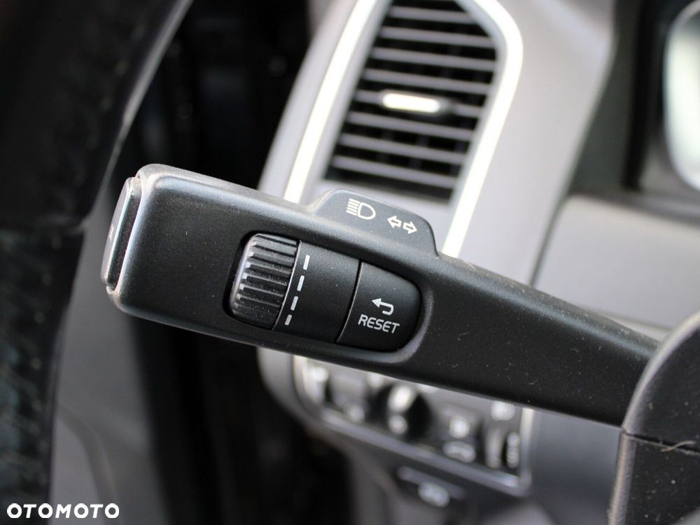 Volvo XC 60 D4 Drive-E Kinetic - 28
