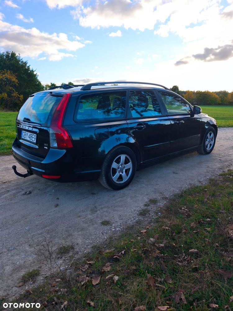Volvo V50
