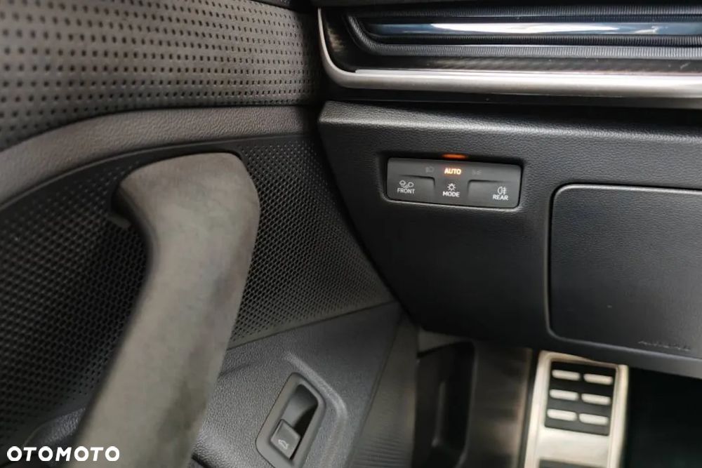 Skoda Superb 1.5 TSI Sportline DSG - 23