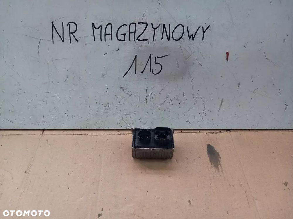 PRZEKAŹNIK ŚWIEC ŻAROWYCH FORD CC1112B533AB - 1