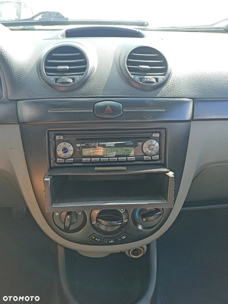 Chevrolet Lacetti - 10