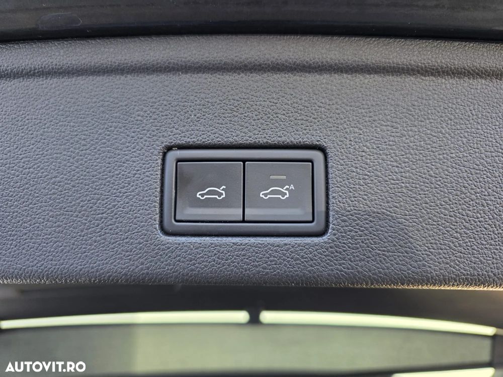 Volkswagen Touareg - 25