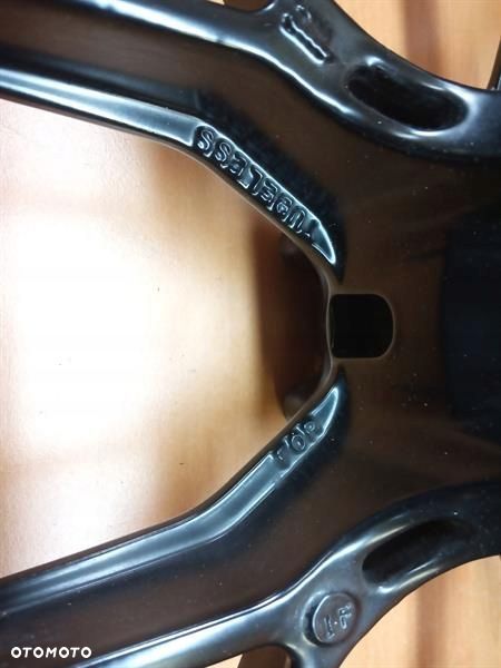 KOŁO FELGA PRZÓD PRZEDNIA DUCATI MONSTER M796 - 2