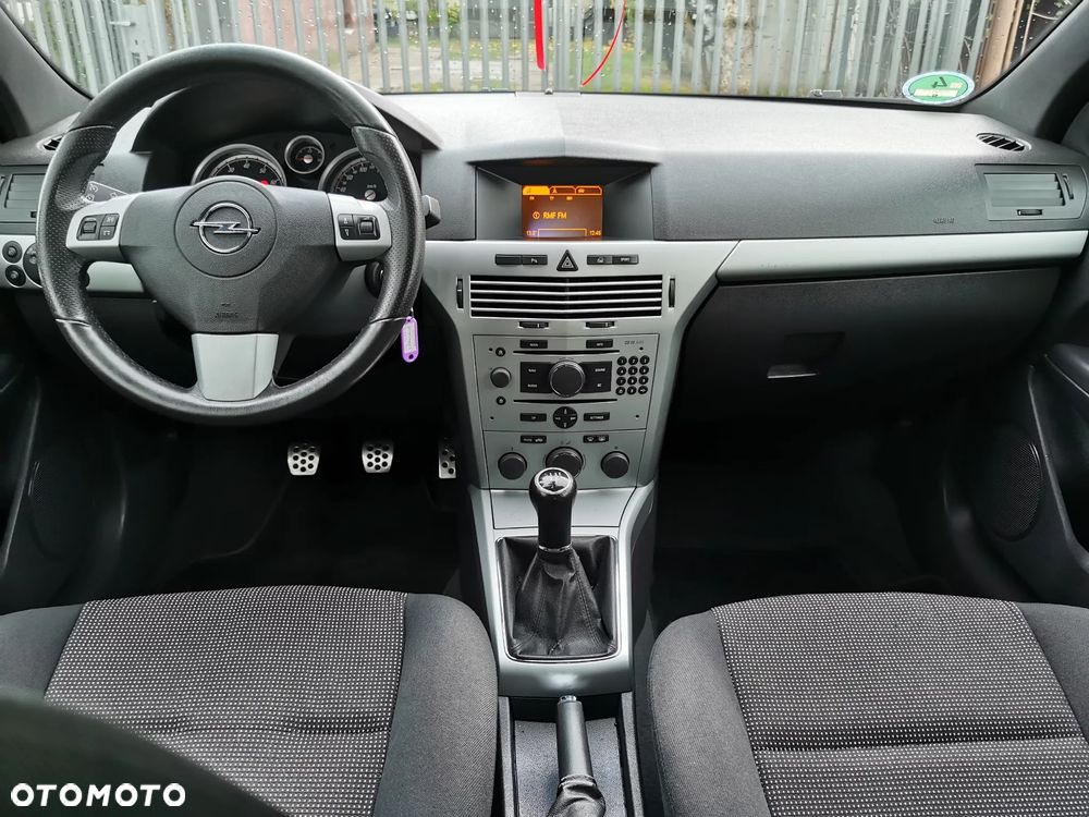 Opel Astra III GTC 1.8 Sport - 7