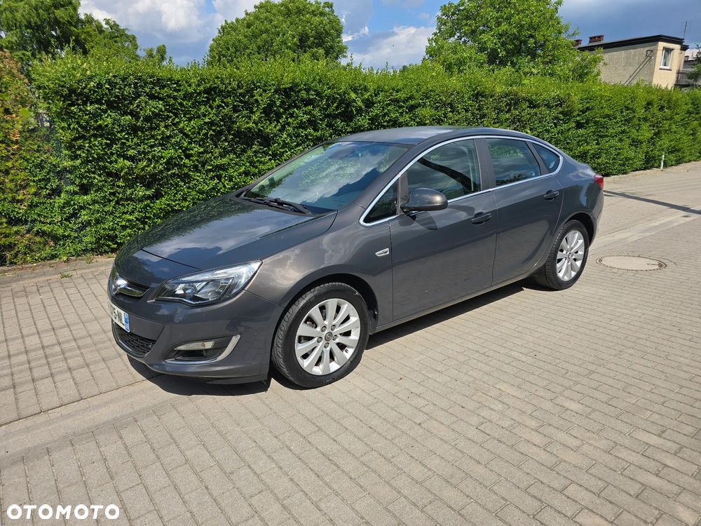 Opel Astra 1.6 CDTI DPF ecoFLEX Start/Stop Exklusiv - 12