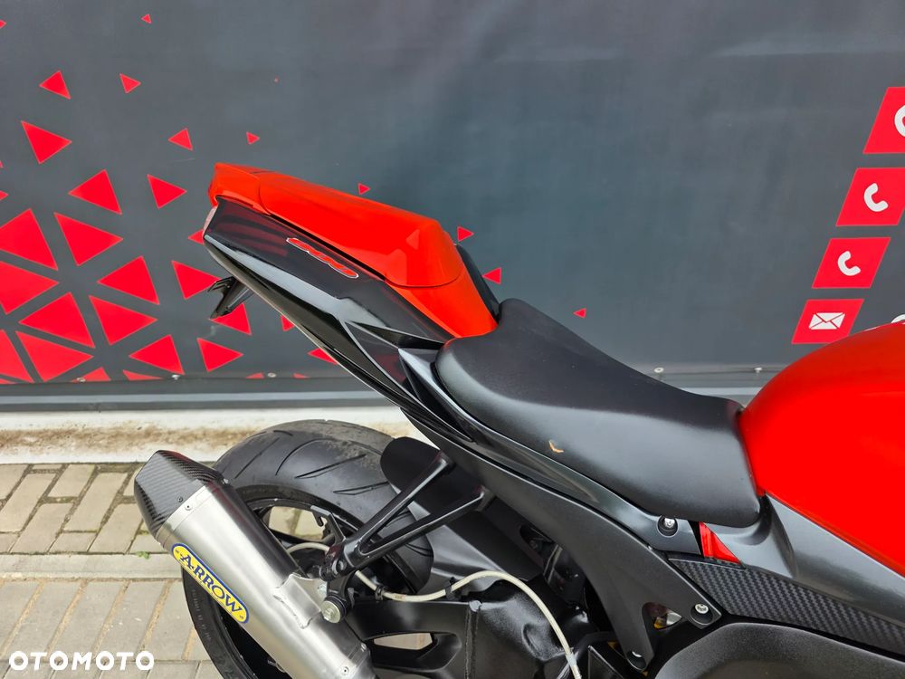 Suzuki GSX-R - 11