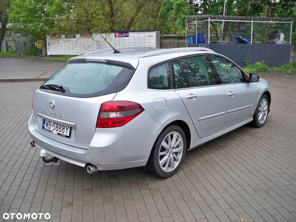 Renault Laguna dCi 175 FAP Bose Edition - 9