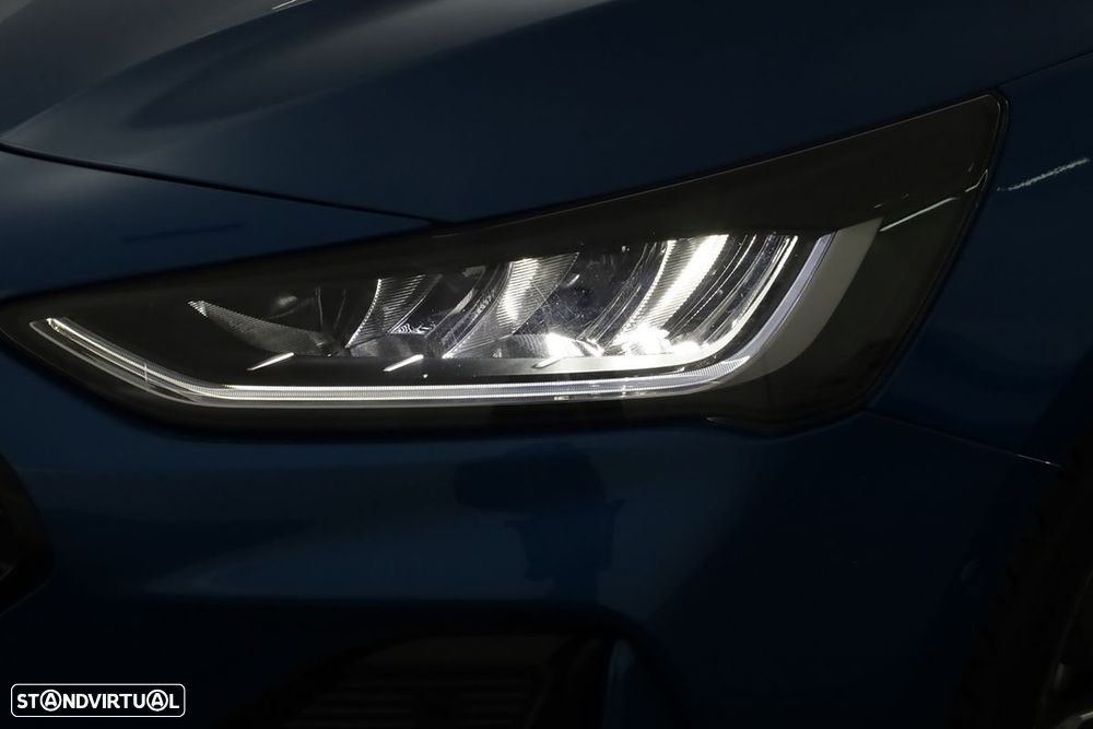 Ford Focus 1.0 EcoBoost MHEV ST-Line X - 6