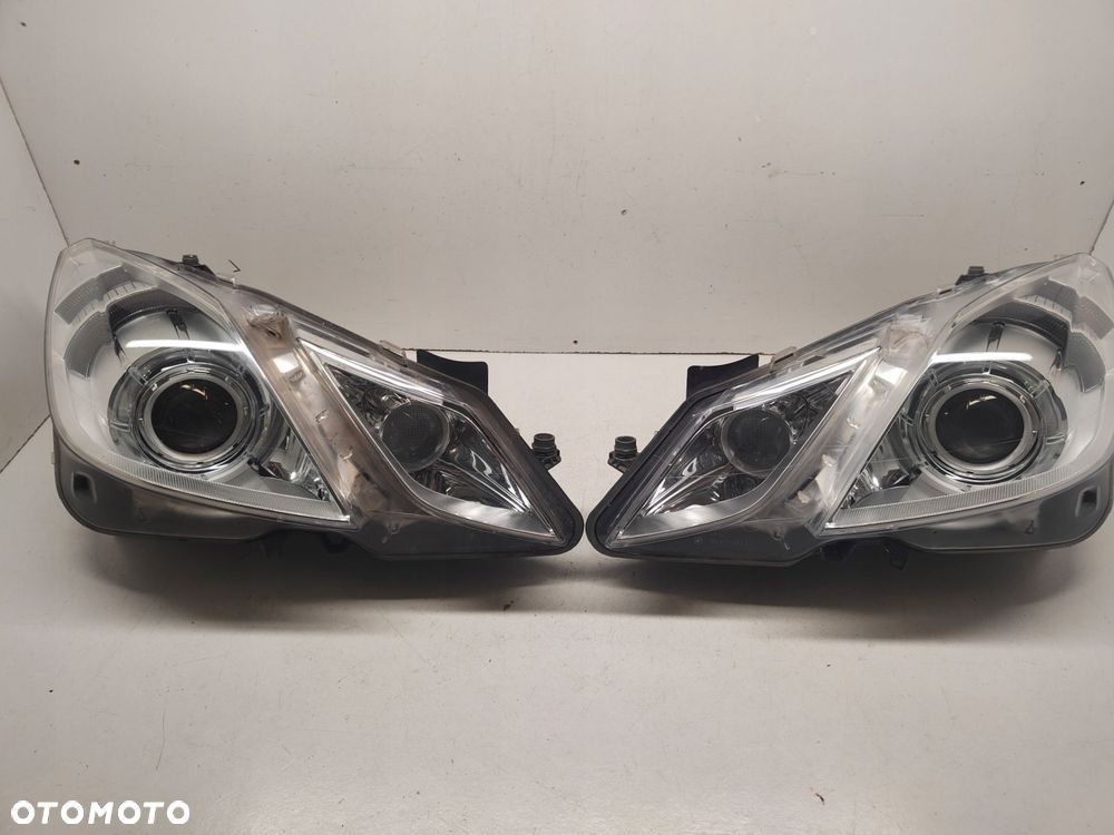 mercedes e klasa w207 coupe komplet lamp przód a2078200259k, a2078204361kz - 3