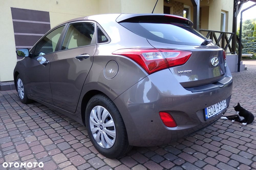 Hyundai i30 1.4 Premium - 10