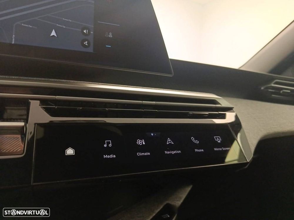 Peugeot 3008 1.2 Hybrid Allure e-DCS6 - 21