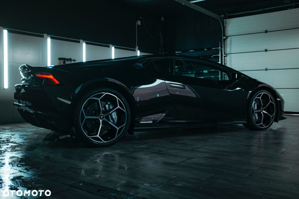 Lamborghini Huracan - 5