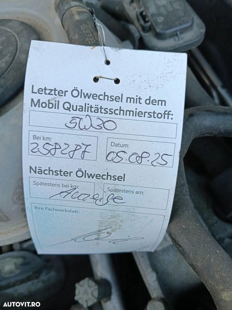 Volkswagen Passat - 14