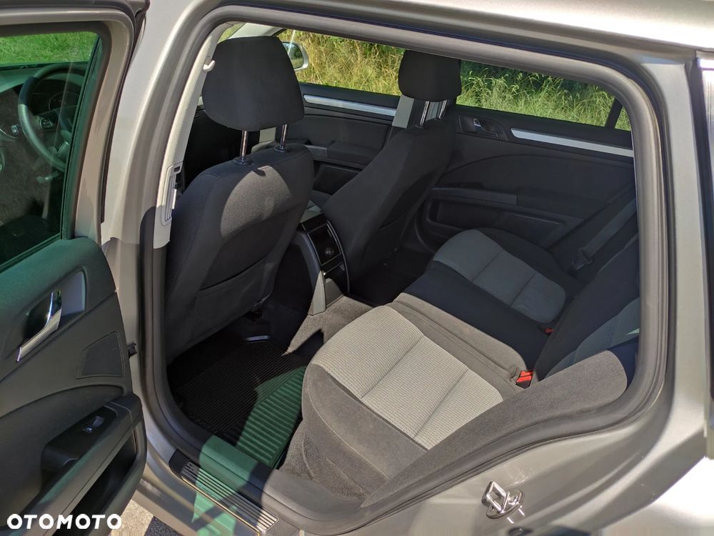 Skoda Superb 2.0 TDI Ambition - 11