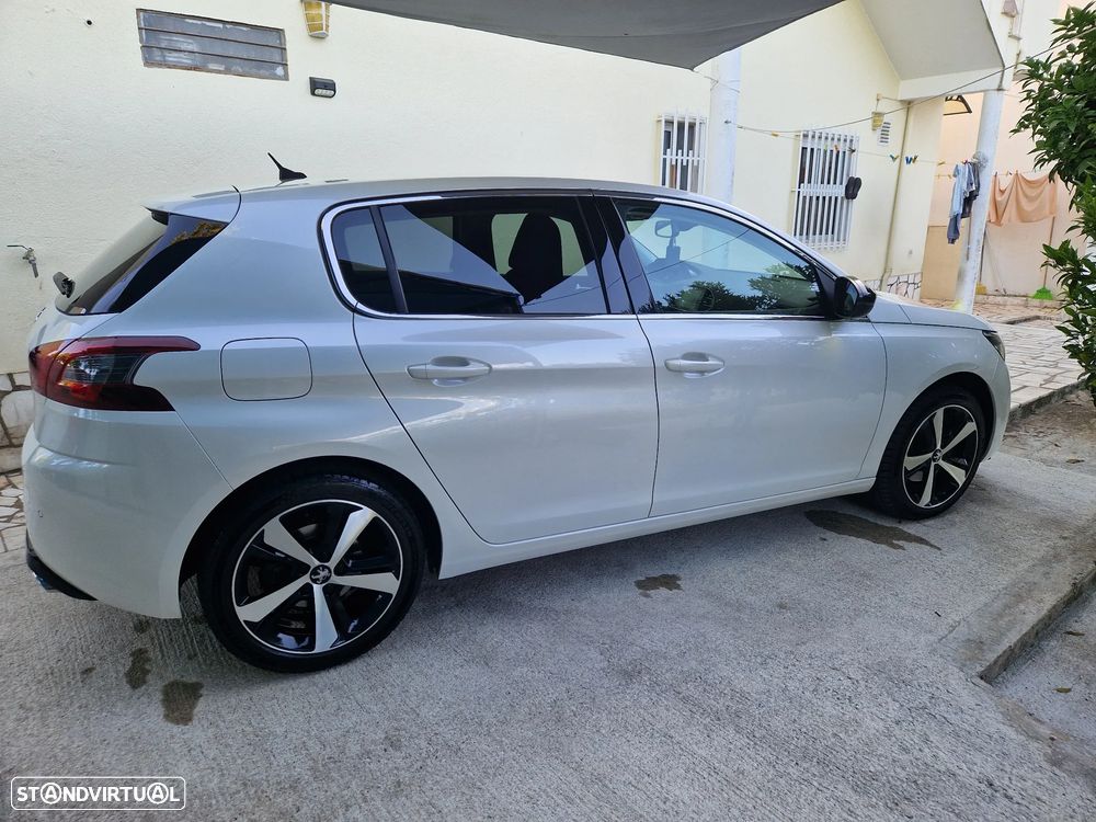 Peugeot 308 1.5 BlueHDi Allure Pack - 19