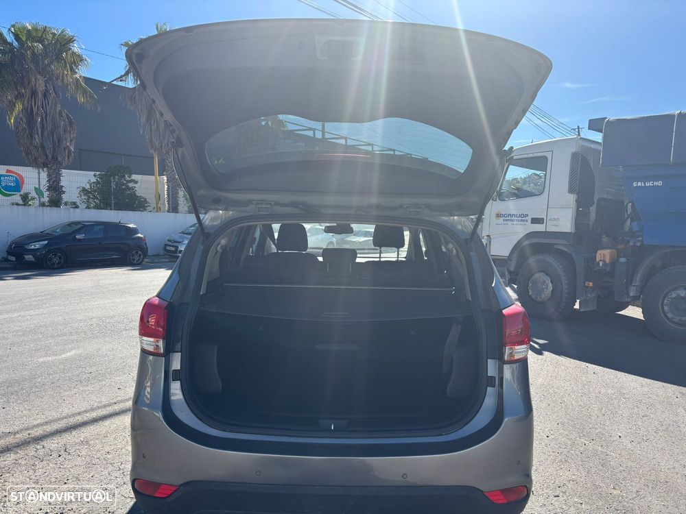 Kia Carens 1.7 CRDi ISG TX - 4