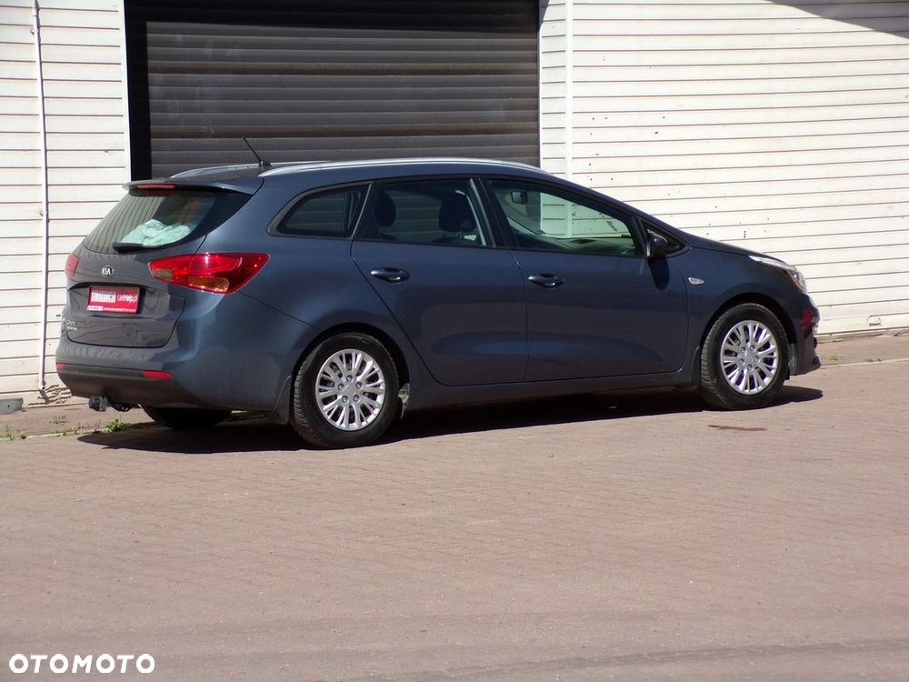 Kia Ceed - 5