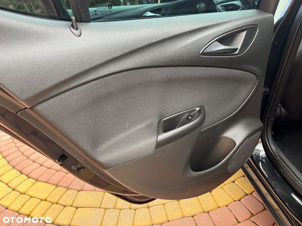 Opel Astra V 1.4 T Dynamic - 28