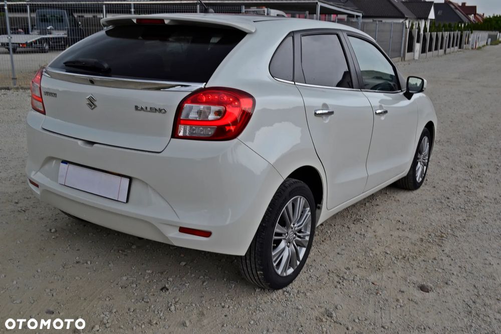 Suzuki Baleno 1.0 T Premium Plus - 11