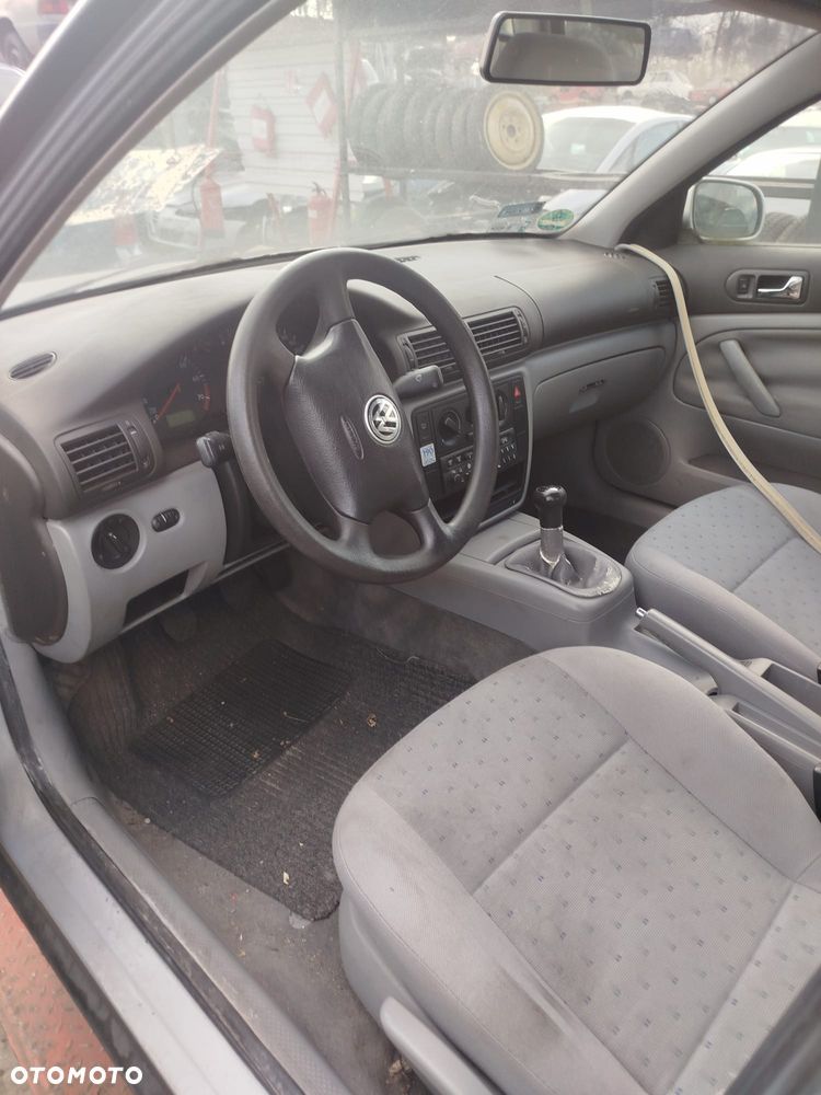 Volkswagen Passat B5  na części - 4