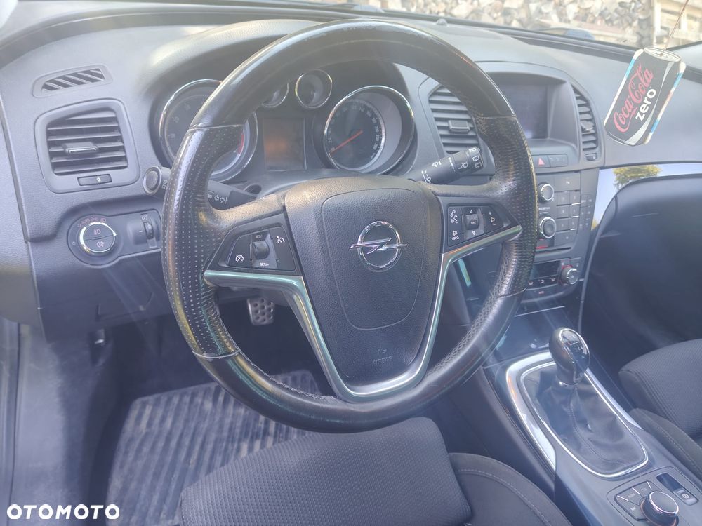 Opel Insignia 1.6 T Cosmo - 12