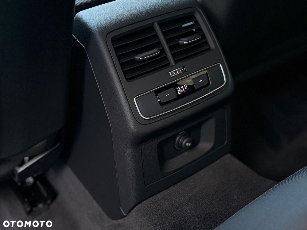 Audi A4 Limousine - 18