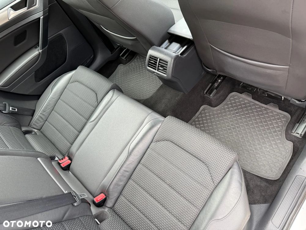 Volkswagen Golf 1.6 TDI DPF DSG Comfortline - 35