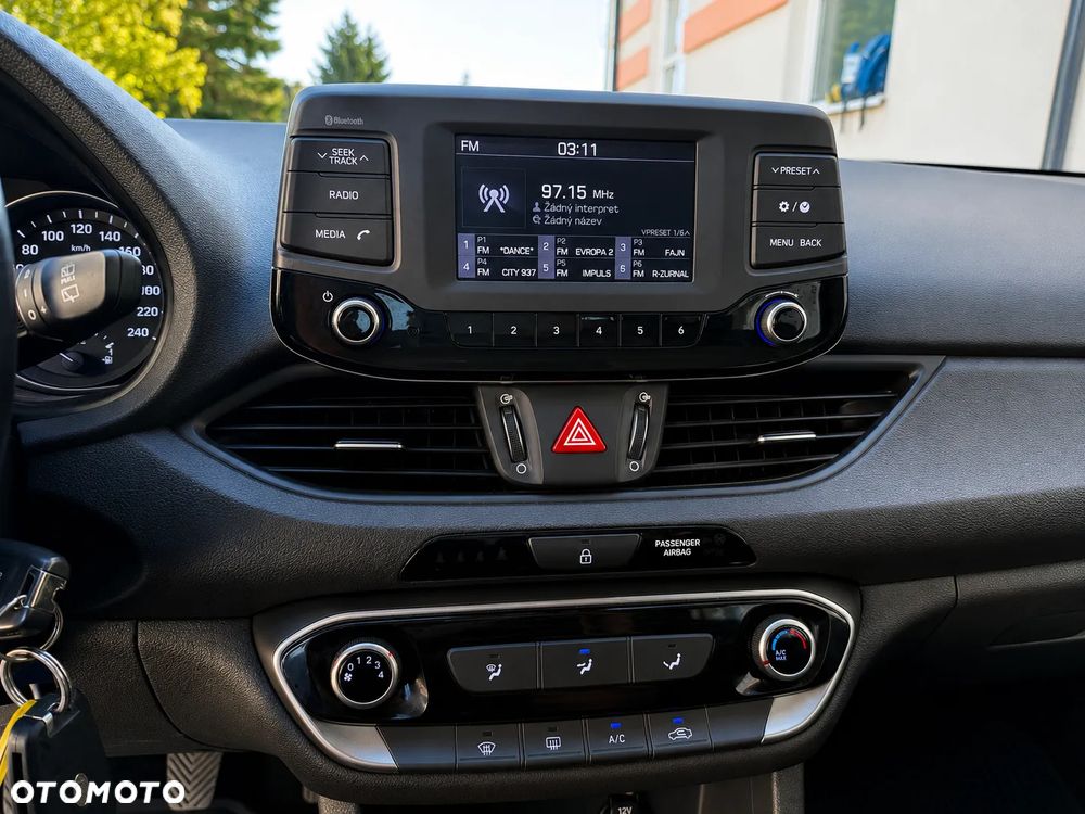Hyundai i30 1.4 T-GDI YES!+ - 9