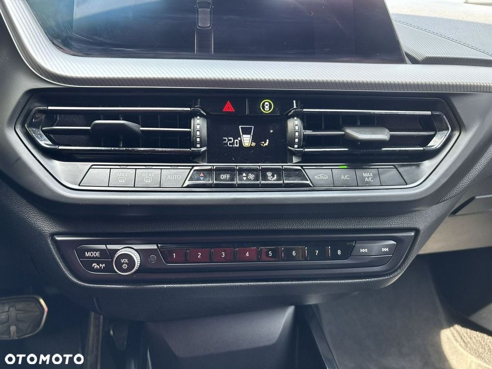 BMW Seria 1 118i M Sport - 26