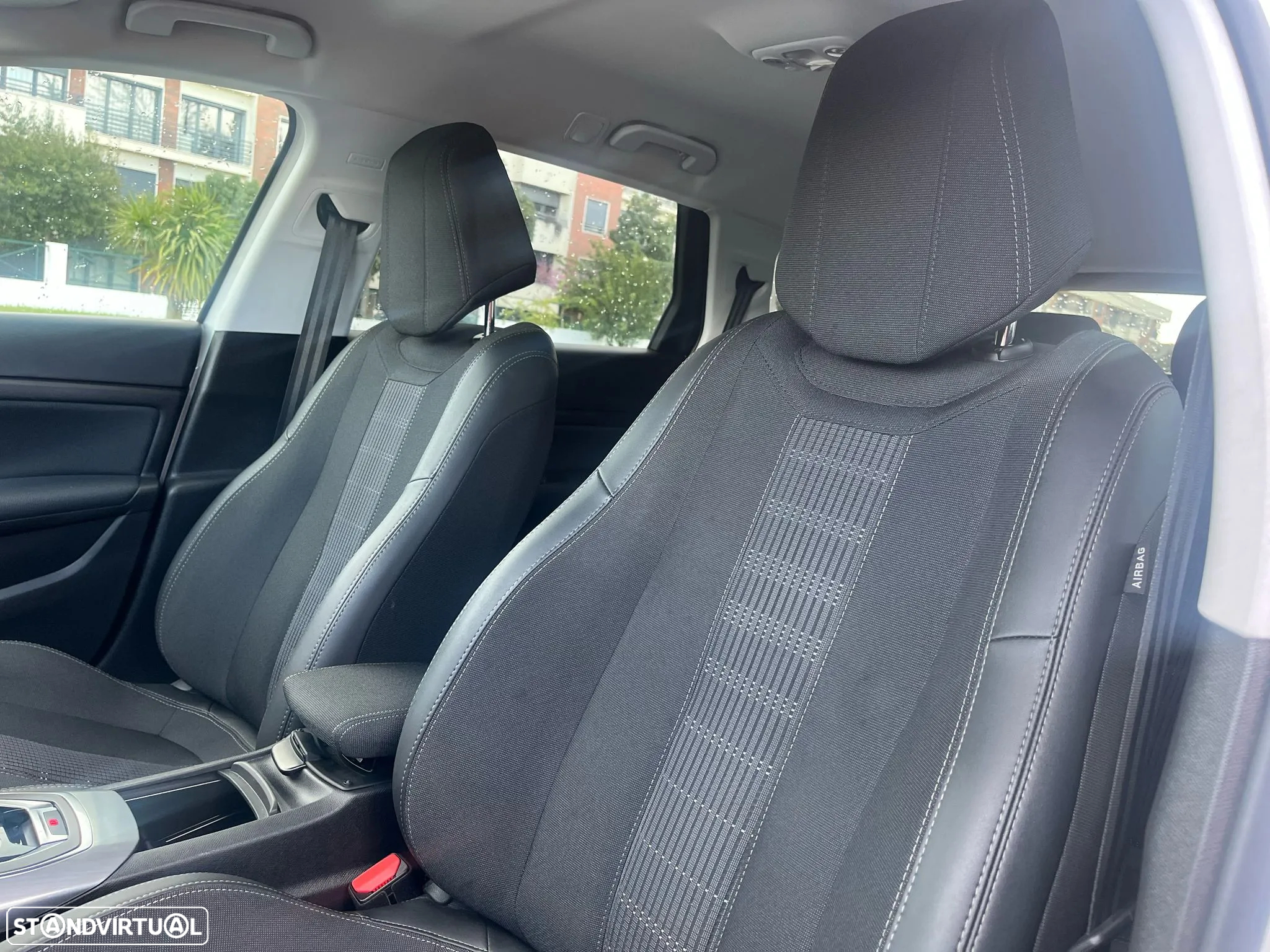 Peugeot 308 SW 1.5 BlueHDi Allure Pack - 25