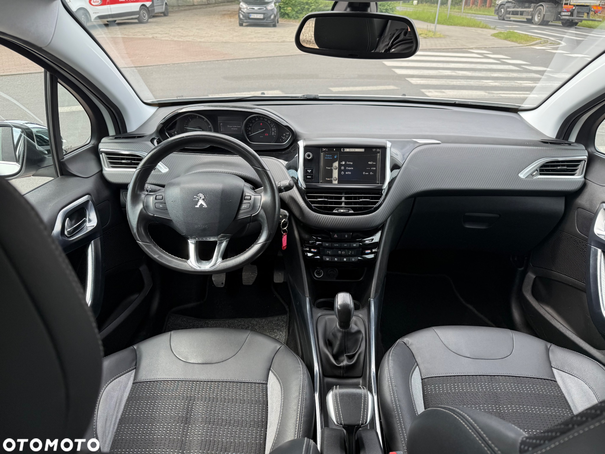 Peugeot 2008 1.6 e-HDi Allure S&S - 7