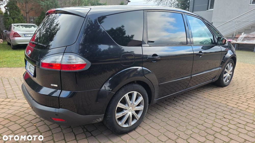 Ford S-Max - 18