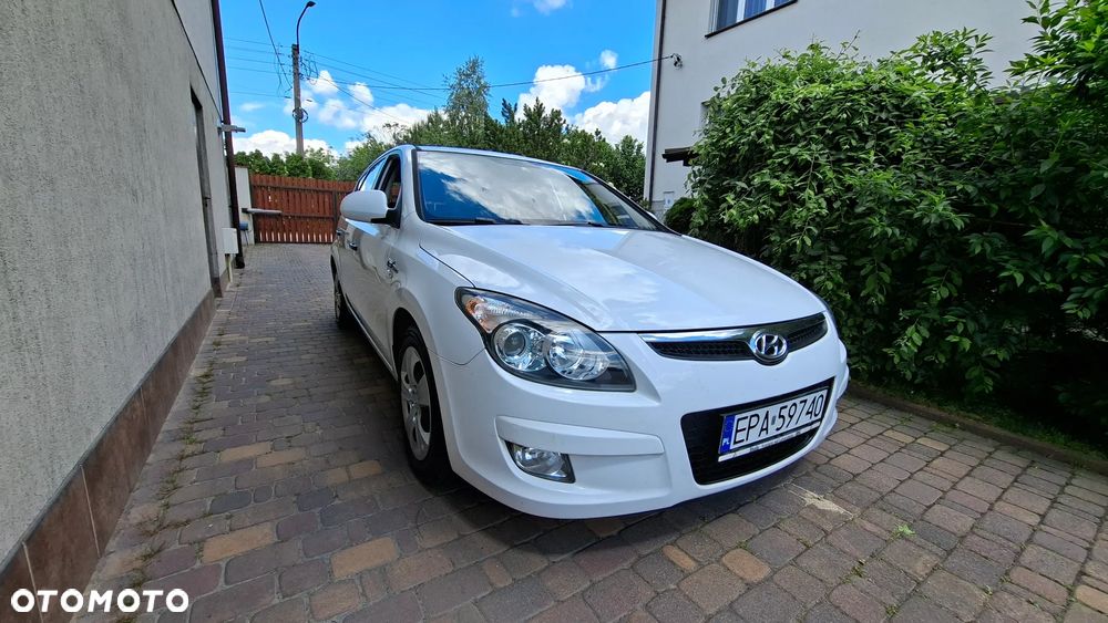 Hyundai i30 1.4 Blue Comfort - 1