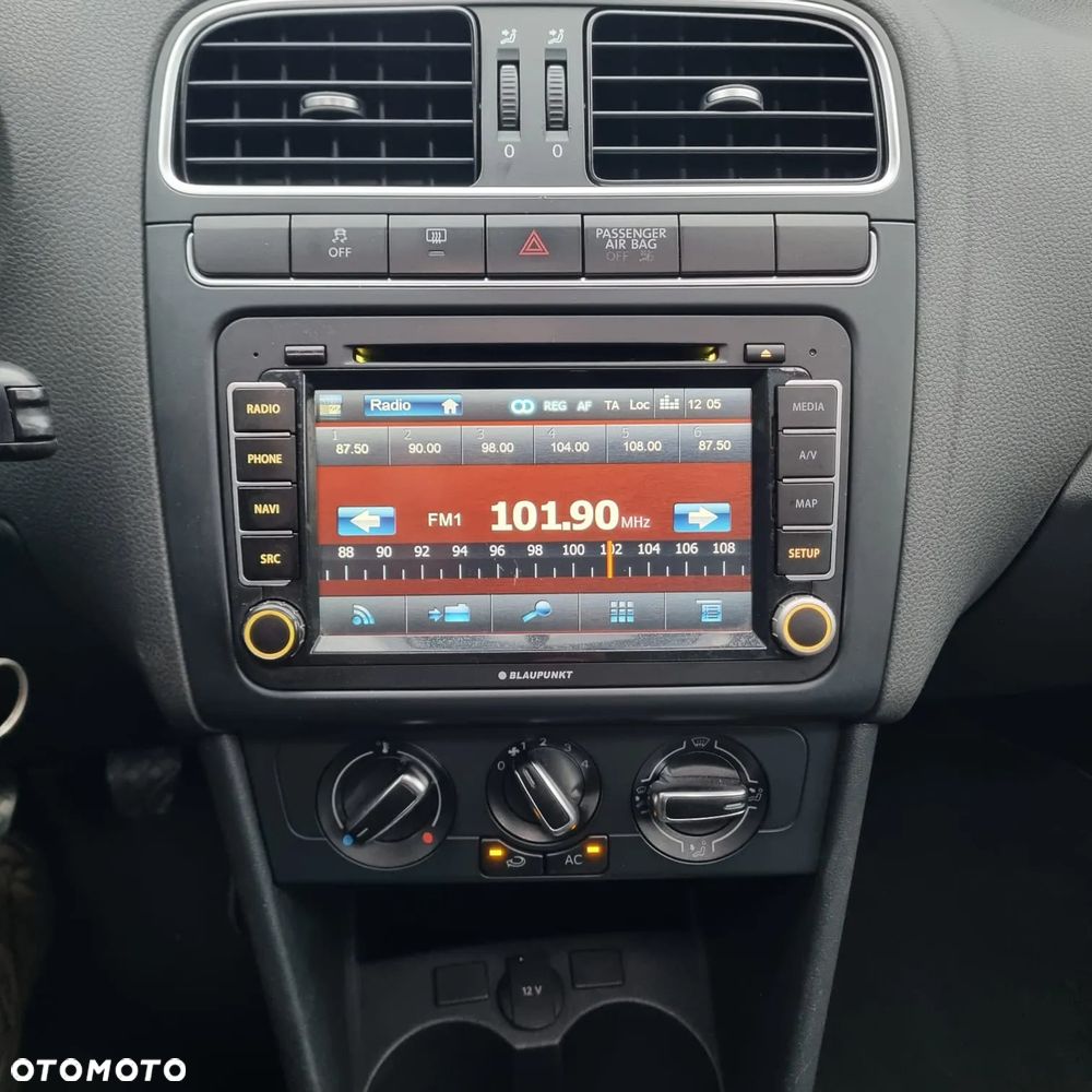 Volkswagen Polo 1.6 TDI Highline - 11
