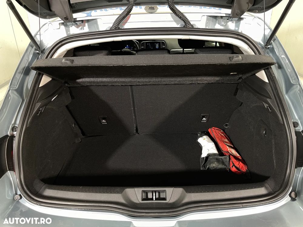 Renault Megane BLUE dCi 115 EDC BUSINESS EDITION - 12